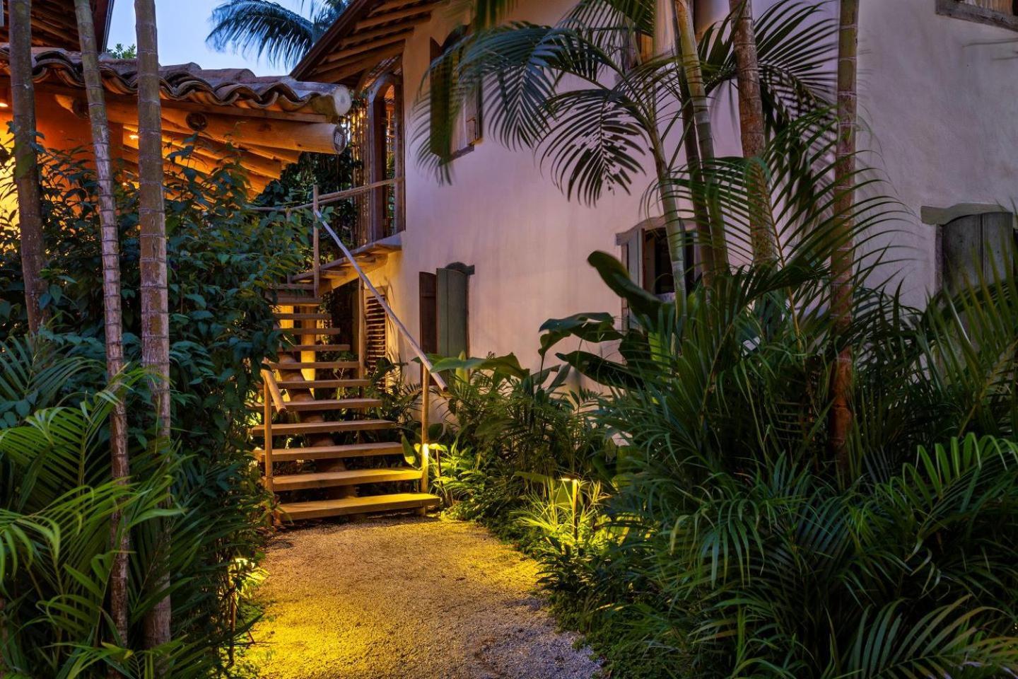 Na Praca Hotel Trancoso Exterior photo